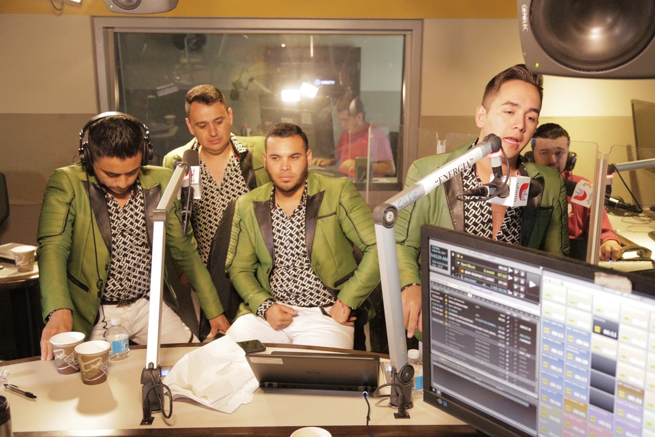 <b>Banda Carnaval </b>
<br>Nominaciones 2:
<br>Regional Mexicano - Grupo o Dúo Del Año 
<br>Regional Mexicano - Canción Banda Del Año: 'Segunda Opción'