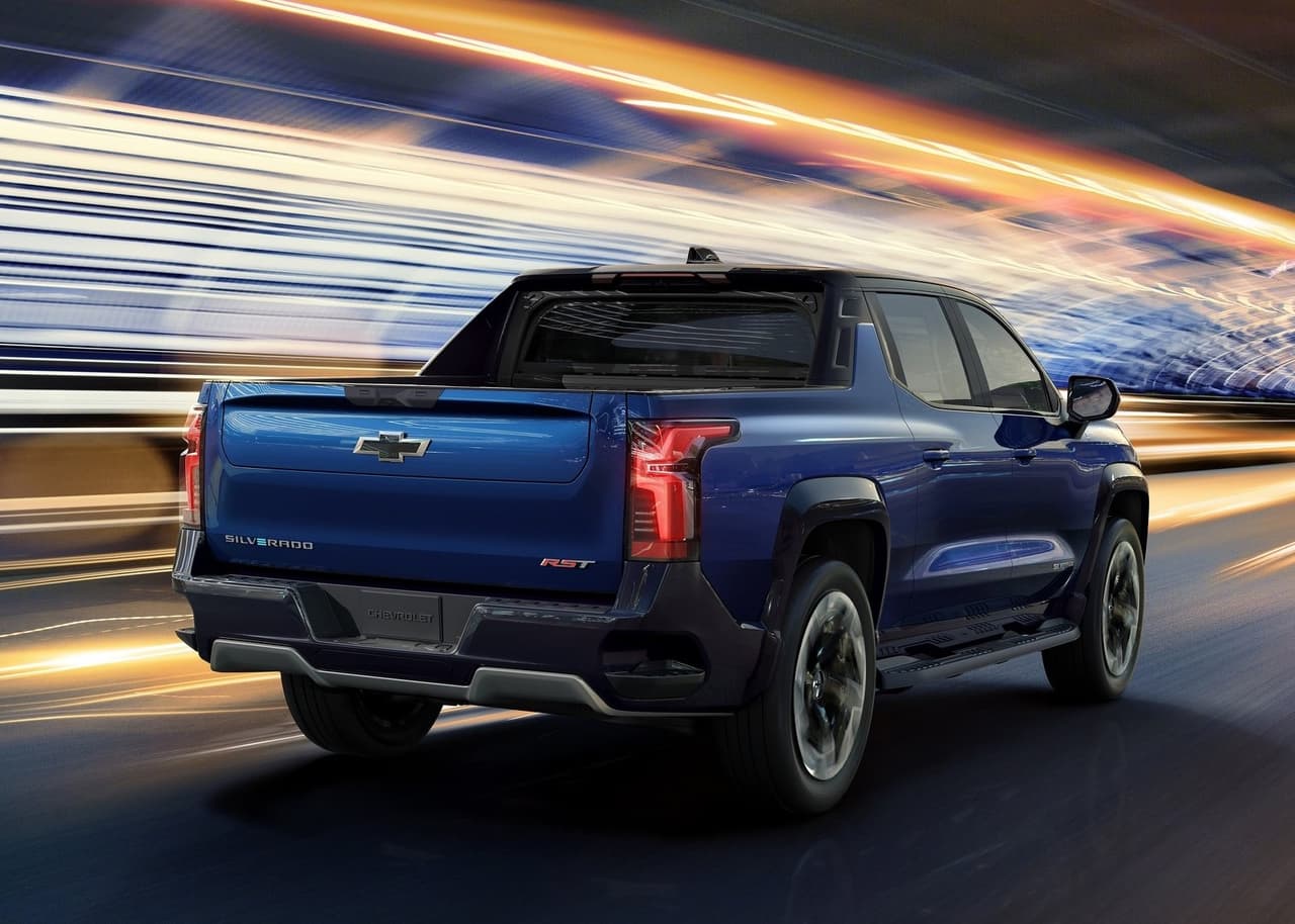 Esta será la primera en salir de las líneas de producción, programada para hacerlo durante la primavera de 2023, mientras que la RST lo hará en el otoño del mismo.