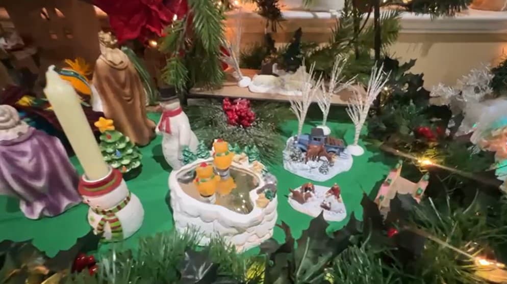 También vemos en él velas, un elemento clave en esta temporada.