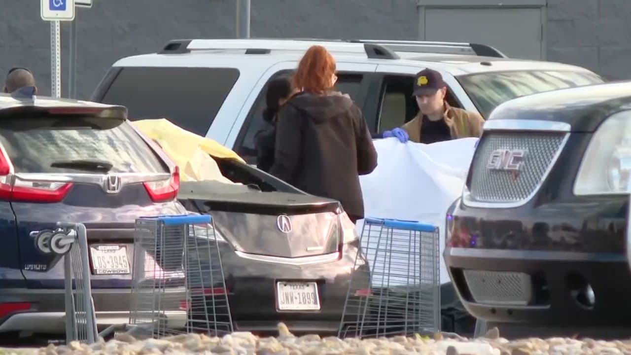 Hasta el momento,
<b>la causa del incendio permanece en la categoría de “indeterminada”</b>, a la espera del veredicto final de
<b>la Oficina del Médico Forense del Condado de Denton</b> sobre la causa de la muerte de la víctima.