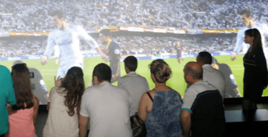 El recorrido cuenta con salas de video donde se cuenta la historia del club y del estadio.