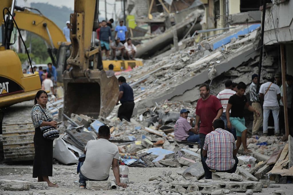 El 17 de abril, un terremoto de magnitud 7.8 devastó a una zona costera de Ecuador y causó la muerte de casi 250 personas. (Foto de Rodrigo Buendía/AFP/Getty Images)