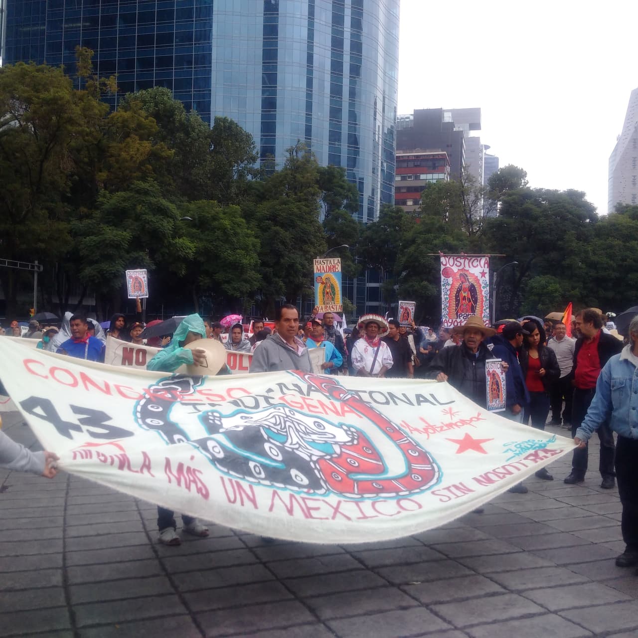 Y tras 12 meses el gobierno de Enrique Peña Nieto no ha dado respuestas claras a las familias de los desaparecidos.