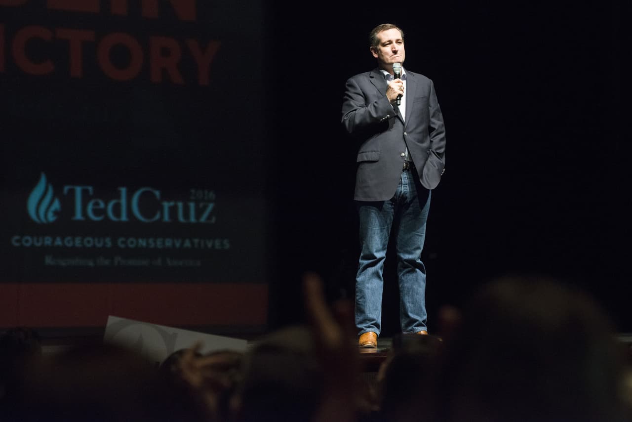 Ted Cruz ha aparecido en jeans para dar una apariencia más informal.