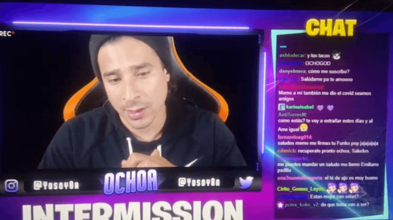 Memo Ochoa utiliza recurrentemente su canal de Twitch para realizar directos.