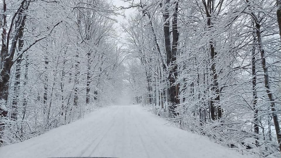 Un radioescucha, que vive en Indiana, nos compartió cómo se ven las carreteras en el lugar donde vive, a causa de las intensas nevadas.