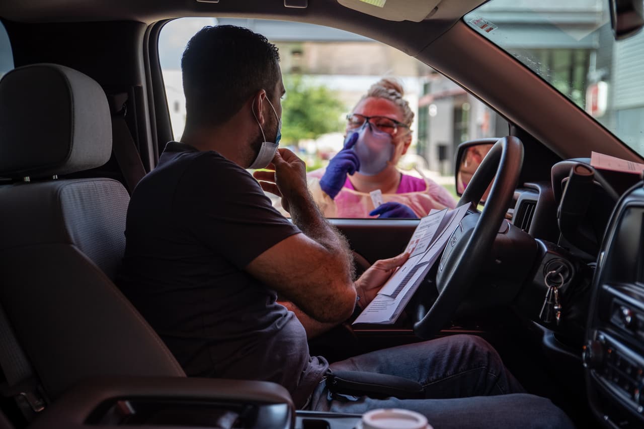 Aumentan los casos de coronavirus en Arizona y más de 257,000 hispanos dan positivo