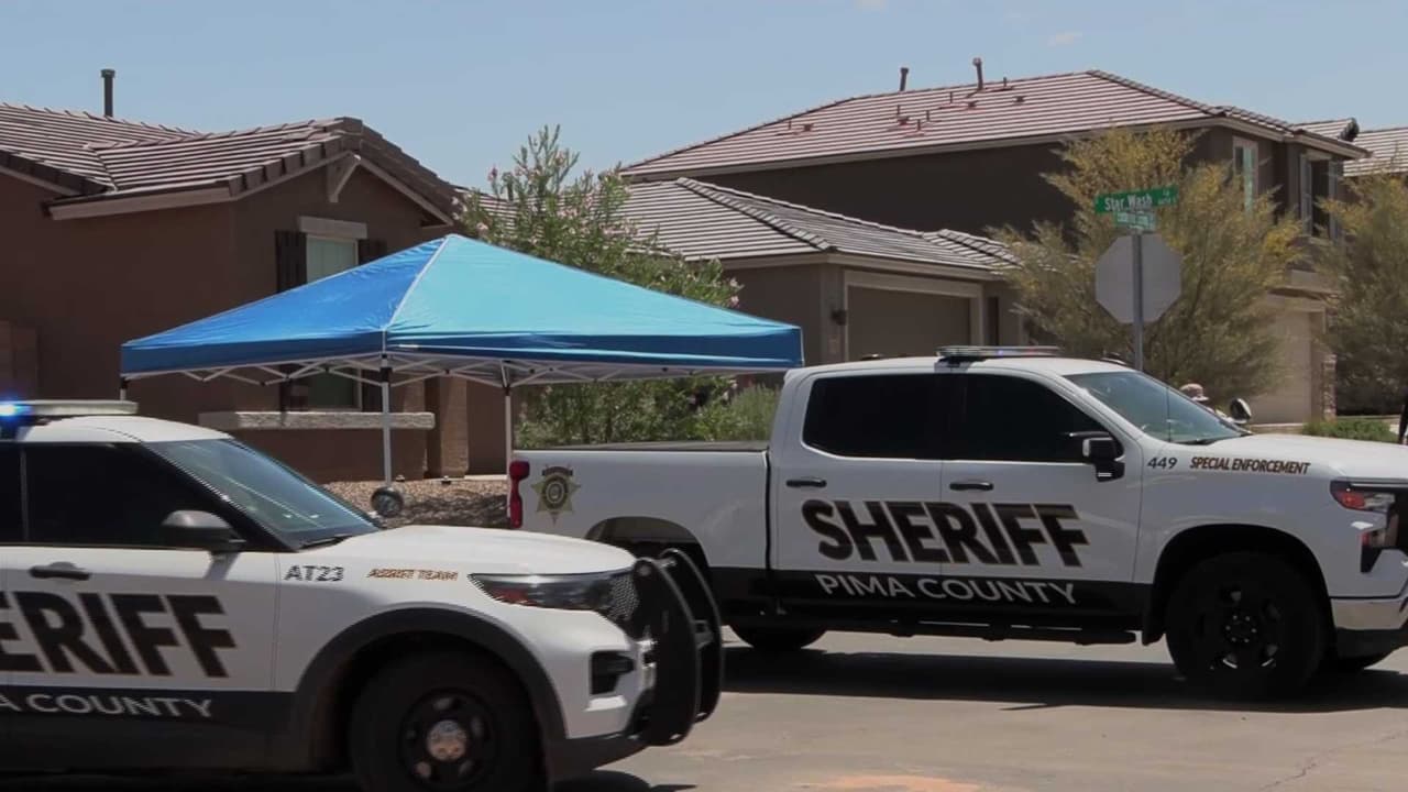 Buscan a los asesinos de un recluta de la Policía de Tucson tras ataque a tiros