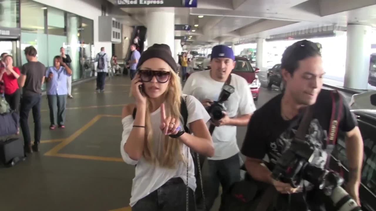 Amanda bynes se quedó dormida en un centro comercial