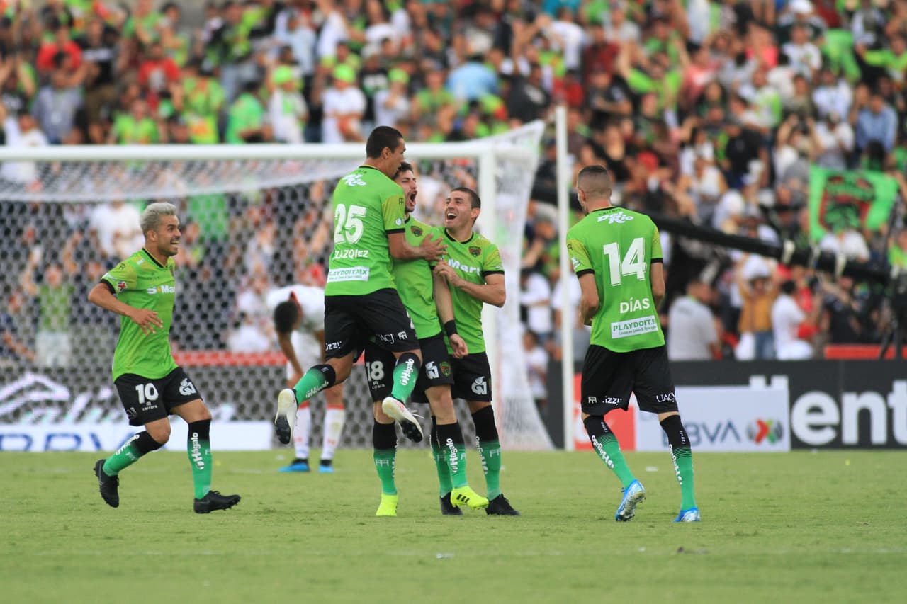Los Bravos redondearon la noche tras marcar su primer gol y consumar la victoria.
