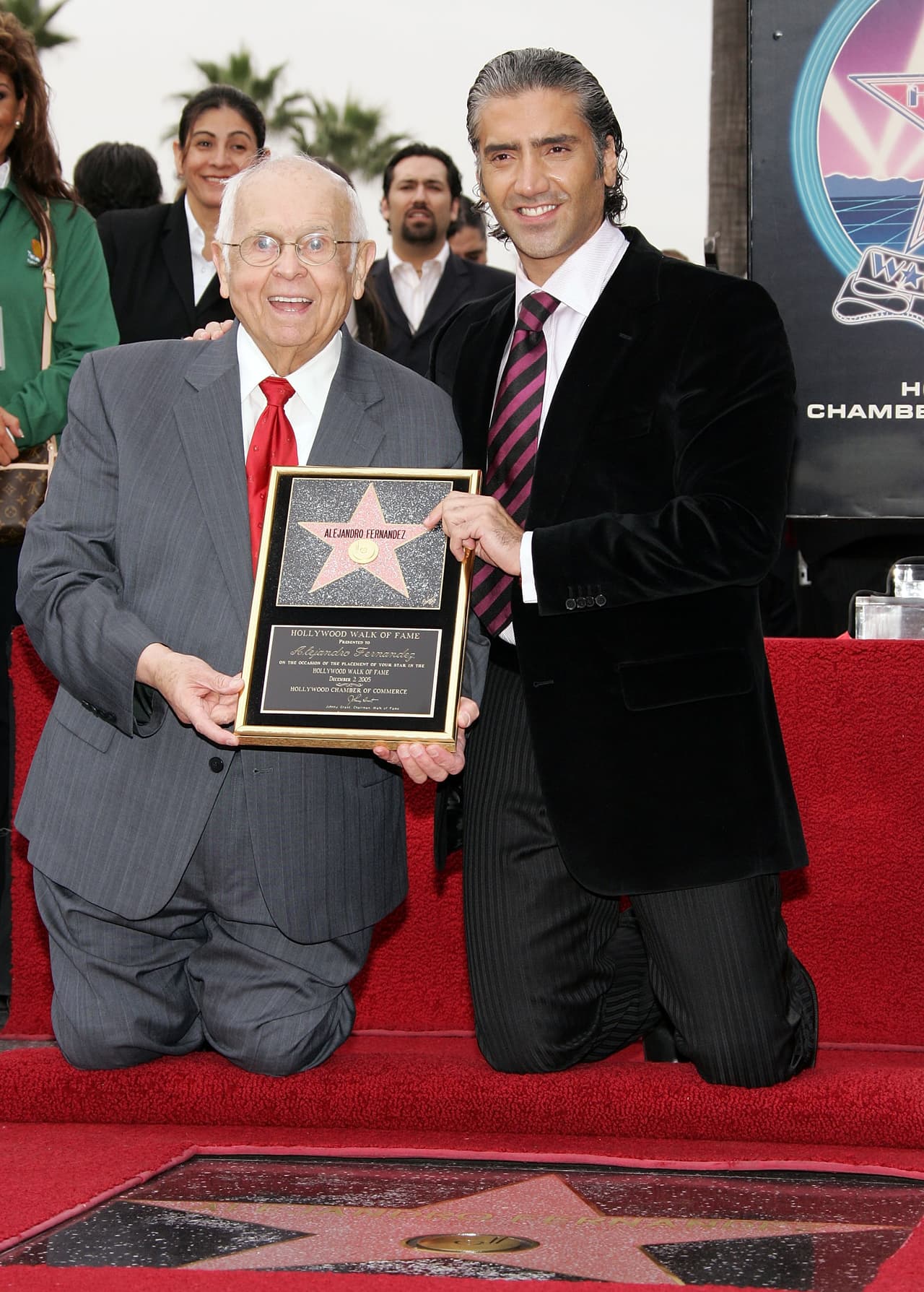 <b>Alejandro Fernández</b>: hijo del 
<b>Chente</b> y músico de gran reconocimiento, también tiene su propia estrella desde el 2005.