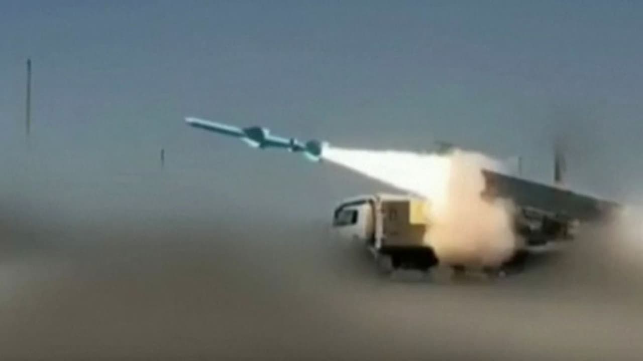 Guerra en Irán: ¿Por qué el estrecho de Ormuz es el punto frágil hoy en el cese al fuego de EEUU?