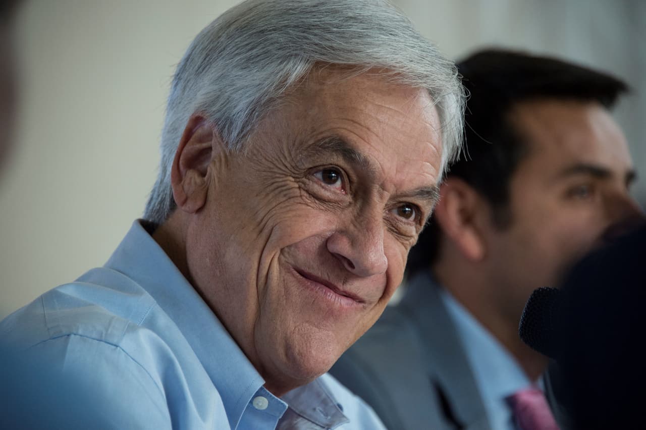 'Torpe' para hablar, hábil para la política: el estilo propio del candidato presidencial chileno Sebastián Piñera 
