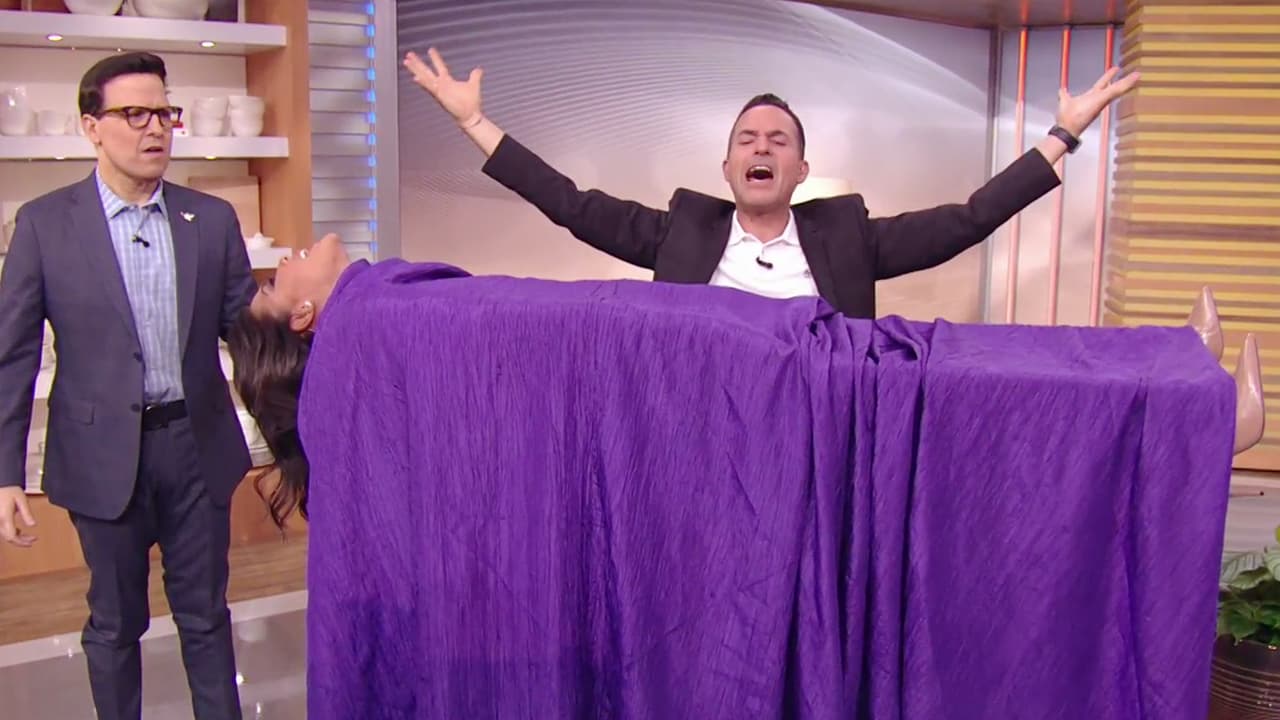 Cuando pensábamos que 
<a href="https://www.univision.com/shows/despierta-america/cuando-pensabamos-que-francisca-estaba-levitando-alguien-se-puso-serio-y-arruino-el-momento-video">Fran estaba levitando</a>, alguien descubrió lo que pasaba realmente.