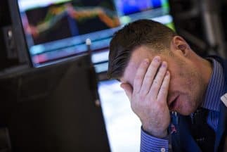 Estampida en Wall Street tras un nuevo desplome del petróleo