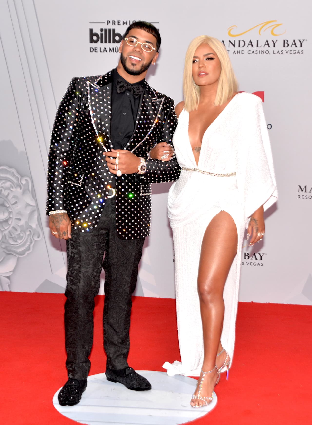 La prometida de Anuel AA también dijo en la entrevista que hay 
<b>tres cosas que no deben faltar</b> en el importante día donde se despedirá de la soltería.
<br>