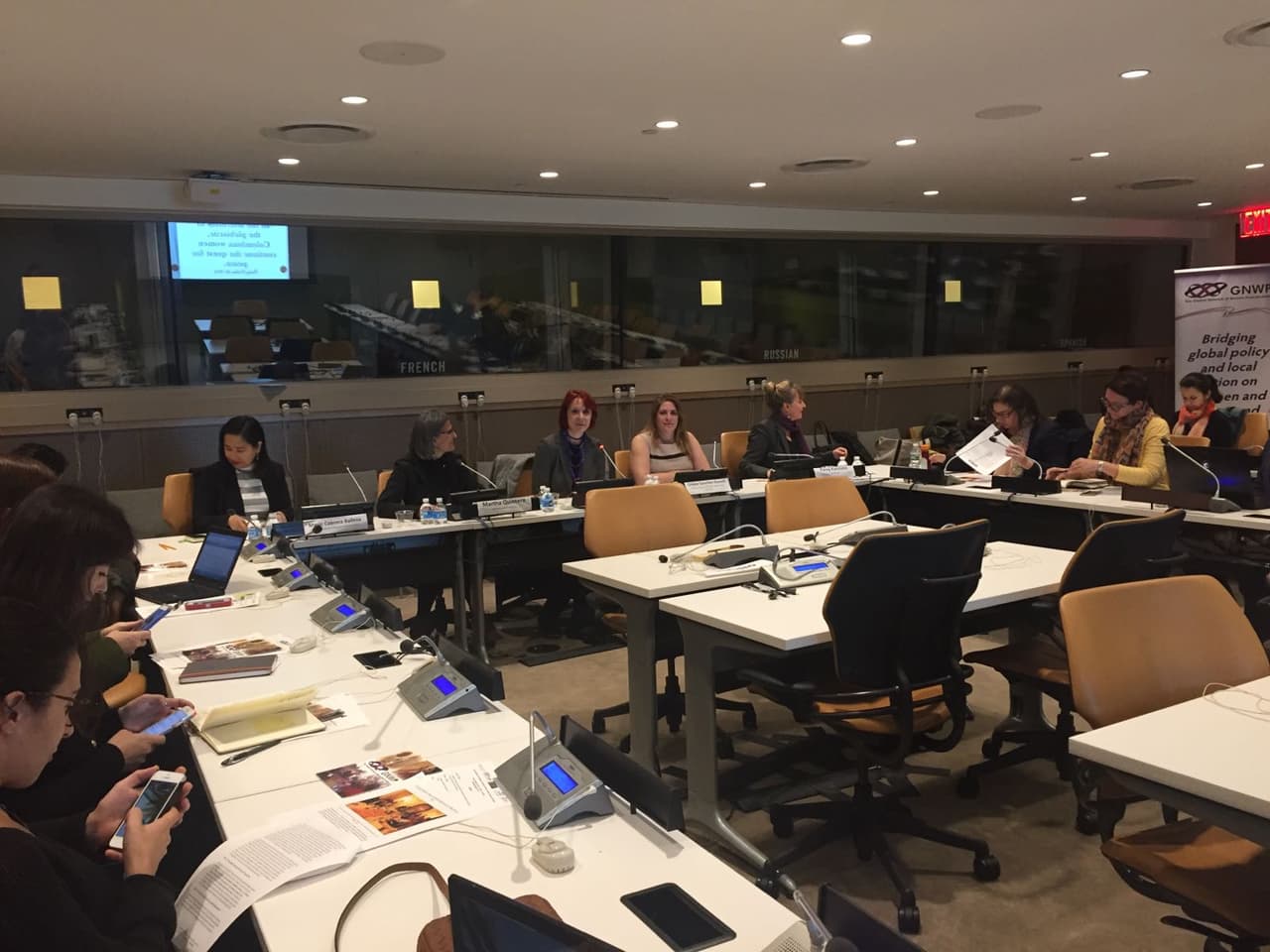 Las participantes de la discusión en un salón de la ONU, en Nueva York, dieron foco a la importancia de las mujeres en el camino por la paz en Colombia.