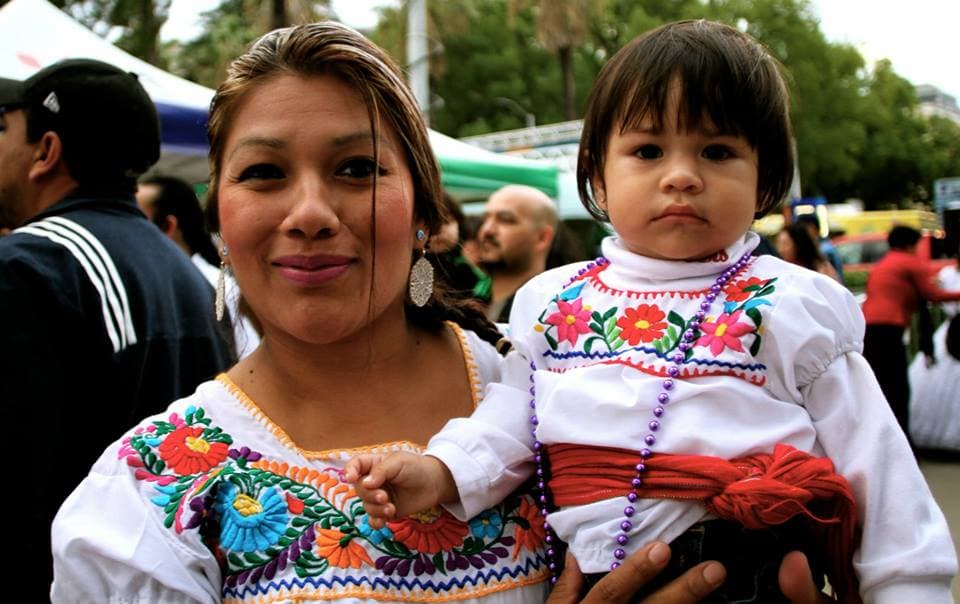 Decenas de personas se dieron cita en el Capitolio en Sacramento y en el Rematito en Modesto, para dar el tradicional Grito de Independencia de México, rodeados de un ambiente familiar y con el elenco de Univision 19.