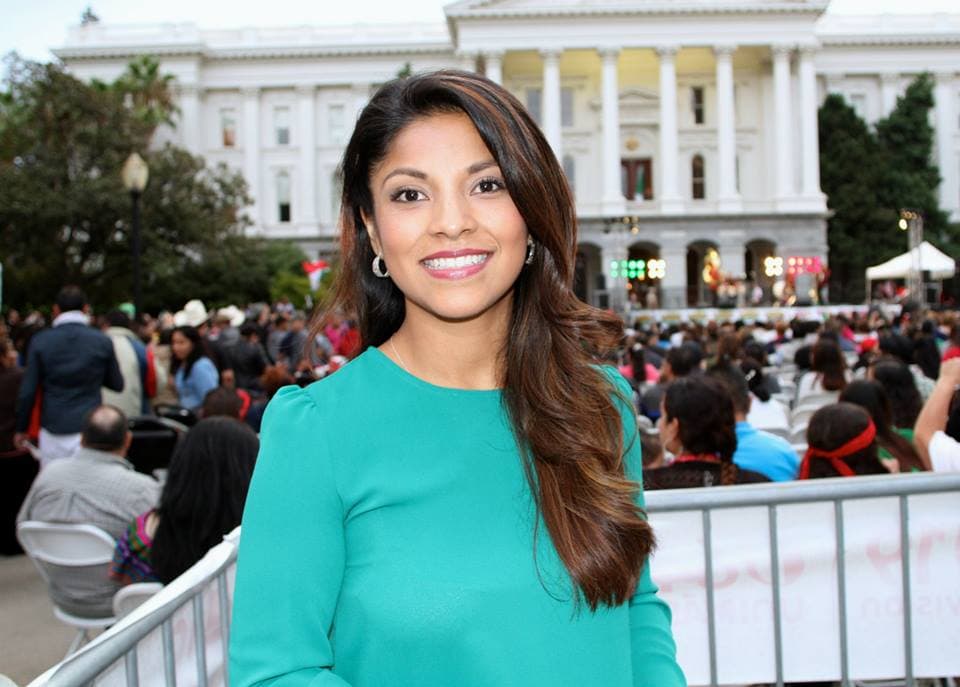 Decenas de personas se dieron cita en el Capitolio en Sacramento y en el Rematito en Modesto, para dar el tradicional Grito de Independencia de México, rodeados de un ambiente familiar y con el elenco de Univision 19.