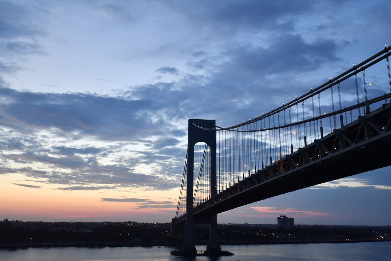 <b>Todt Hill, Fox Hills, Stapleton (Staten Island)</b>
<br>353 muertes por coronavirus por cada 100,000 residentes.