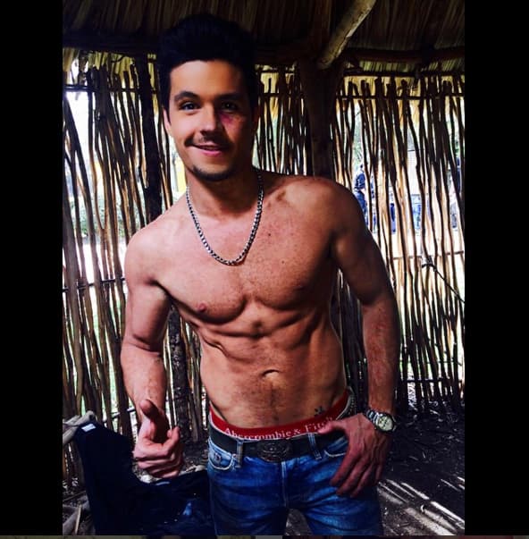 Su inigualable carisma siempre lo usa para salir de sus líos.