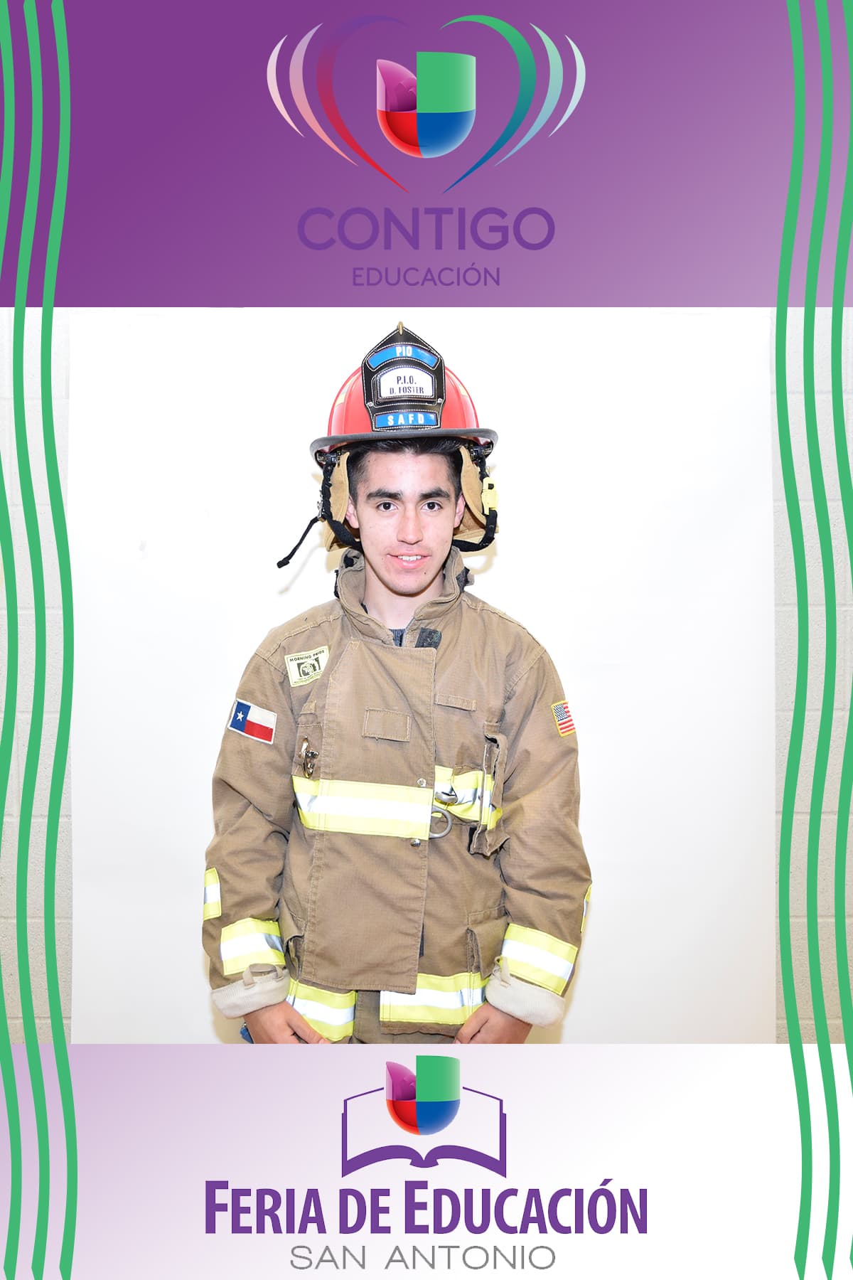 Durante la Feria de Educación San Antonio, cientos de niños se retrataron representando la profesión que les gustaría desempeñar de grandes, y seguramente sus padres podrán ayudarlos a lograr su sueño gracias a la información que recibieron durante la Feria.