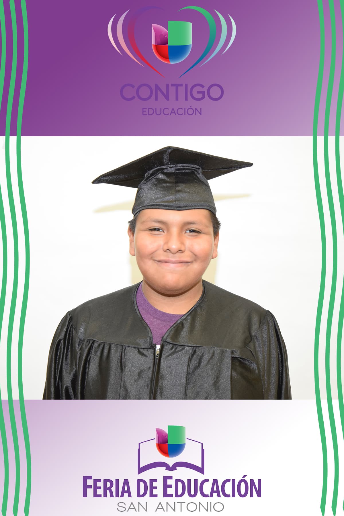 Durante la Feria de Educación San Antonio, cientos de niños se retrataron representando la profesión que les gustaría desempeñar de grandes, y seguramente sus padres podrán ayudarlos a lograr su sueño gracias a la información que recibieron durante la Feria.