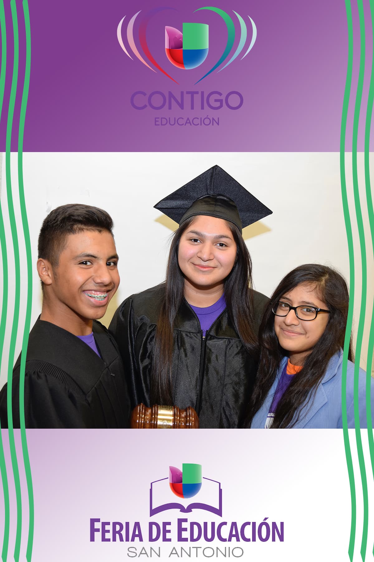 Durante la Feria de Educación San Antonio, cientos de niños se retrataron representando la profesión que les gustaría desempeñar de grandes, y seguramente sus padres podrán ayudarlos a lograr su sueño gracias a la información que recibieron durante la Feria.