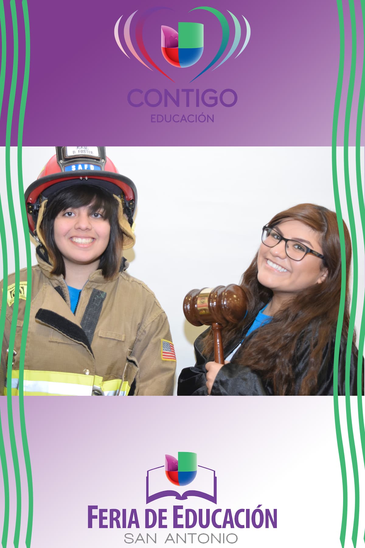 Durante la Feria de Educación San Antonio, cientos de niños se retrataron representando la profesión que les gustaría desempeñar de grandes, y seguramente sus padres podrán ayudarlos a lograr su sueño gracias a la información que recibieron durante la Feria.