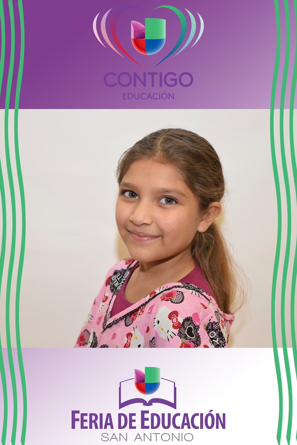 Durante la Feria de Educación San Antonio, cientos de niños se retrataron representando la profesión que les gustaría desempeñar de grandes, y seguramente sus padres podrán ayudarlos a lograr su sueño gracias a la información que recibieron durante la Feria.