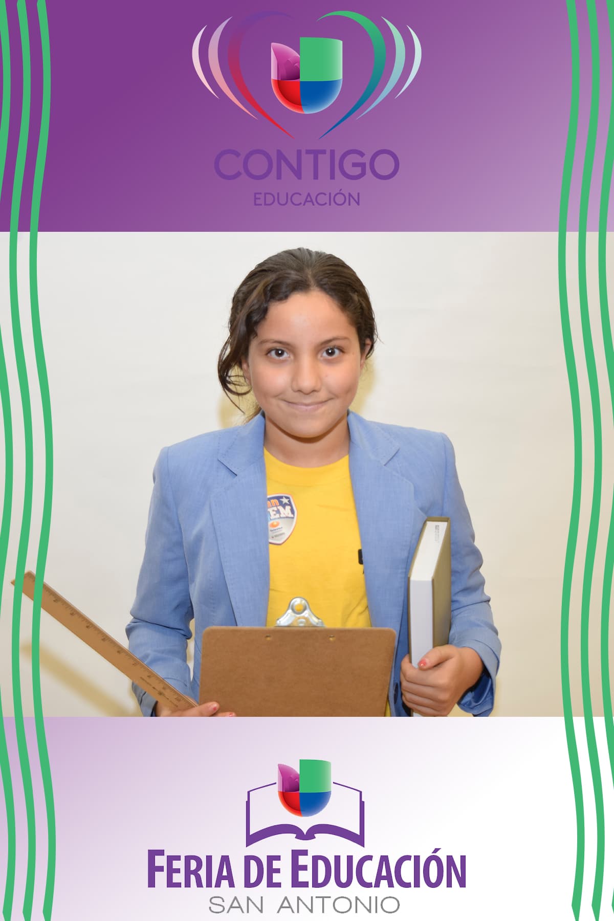 Durante la Feria de Educación San Antonio, cientos de niños se retrataron representando la profesión que les gustaría desempeñar de grandes, y seguramente sus padres podrán ayudarlos a lograr su sueño gracias a la información que recibieron durante la Feria.