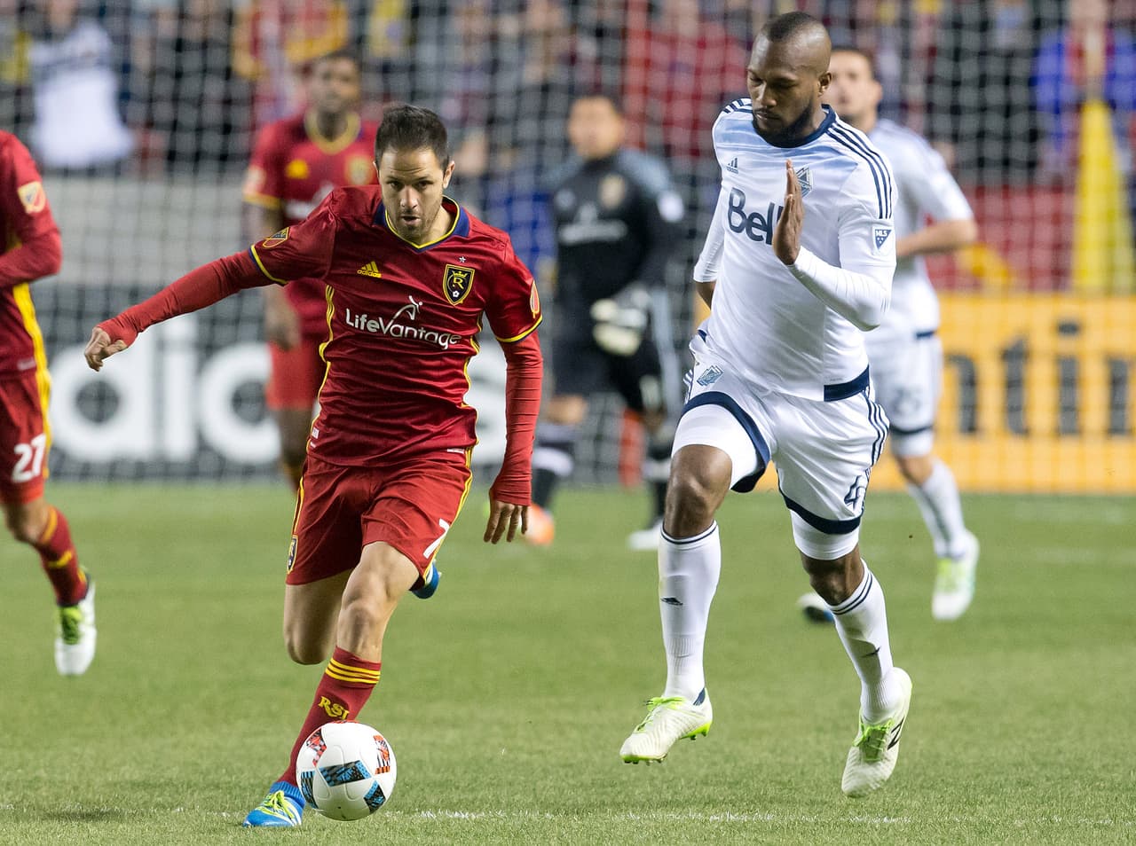 'Burrito’ y Plata mantienen a RSL invicto con triunfo 1-0 ante Vancouver