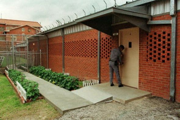 El Estado de Texas ha adoptado como método de ejecución desde 1977 la inyección letal, que consiste en un coctail único de cinco barbitúricos.