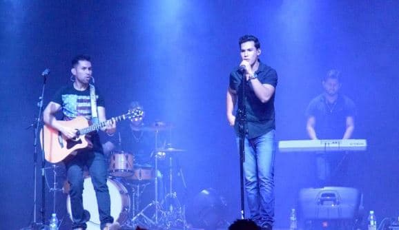 Tiene muchas seguidoras.