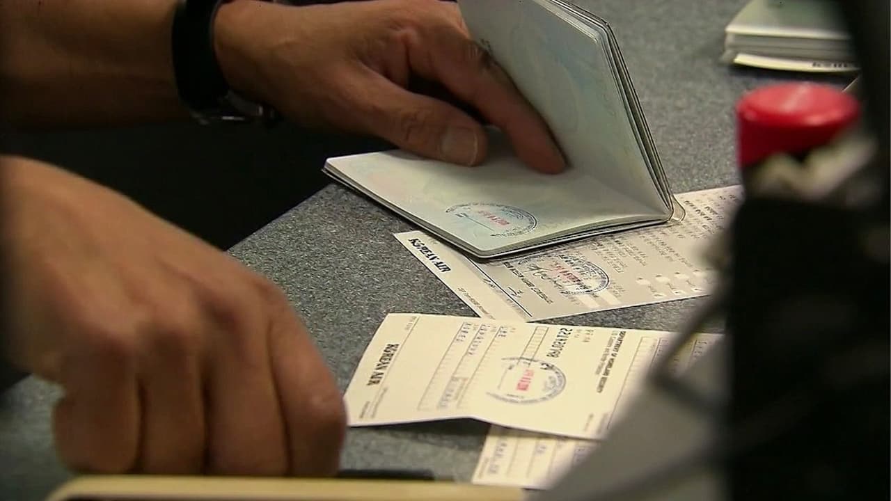 Demanda colectiva contra ICE: Migrantes denuncian que la agencia retuvo sus documentos y pertenencias personales