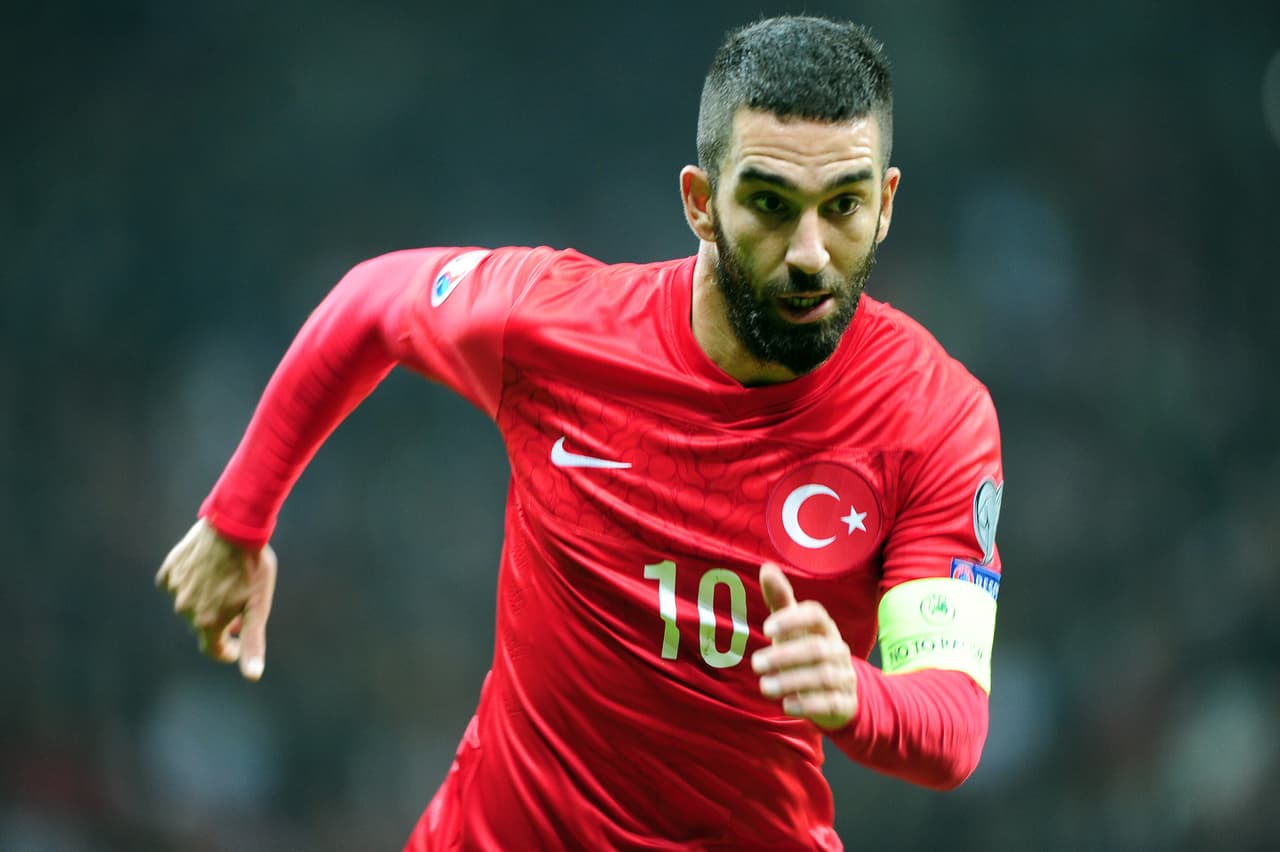 El Barcelona anuncia acuerdo con el Atlético para el fichaje de Arda Turan