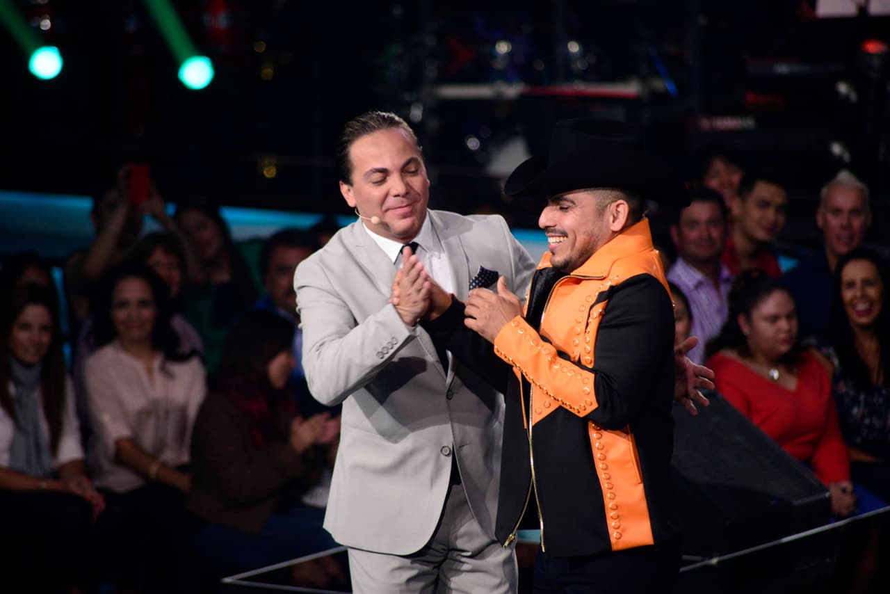 No todo es estrés y tensión en Me Pongo de Pie, a veces tanto jueces, capitanes, familias y conductoras se divierten bromeando o tomándose fotos. Todo esto pasó en el detrás de cámaras del cuarto show.