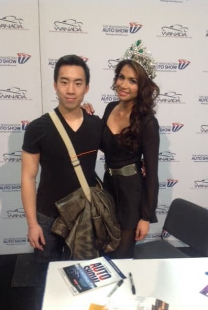 Marisela regresó a casa feliz de haber tenido la oportunidad de asistir al auto show en Washington y sentir el calor de su gente. La reina se divirtió tomándose fotos con sus admiradores y repartiendo autógrafos.