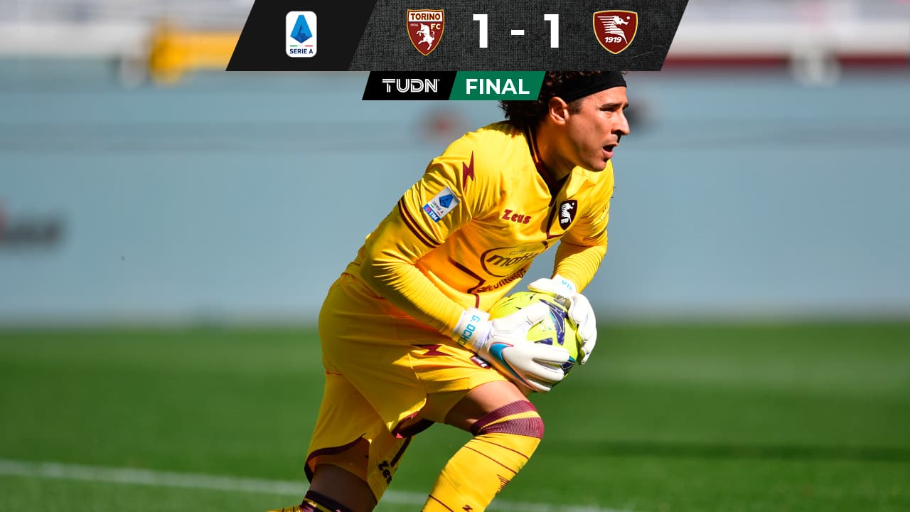 Ochoa tiene buena actuación en empate del Salernitana