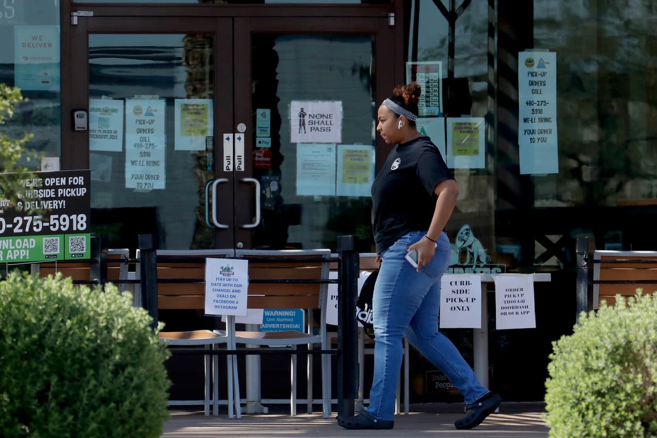 Los 701,000 trabajos de nóminas perdidos en marzo no muestran la realidad del desempleo en EEUU por la crisis de coronavirus