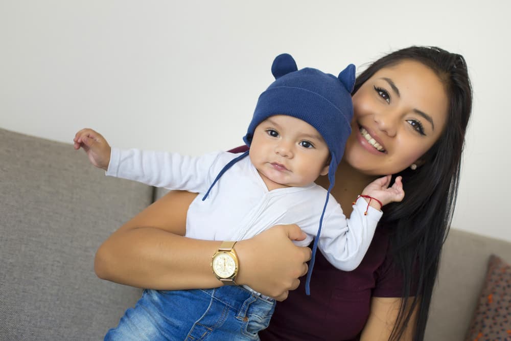 Con una madre caballo la familia siente que pase lo que pase no habrá peleas ni expresiones negativas, que siempre habrá esperanzas, aliento y buen humor. Junto a ellas se tiene la impresión de que “todo siempre va a salir bien”. Son tan divertidas y simpáticas que pueden ponerse al nivel de sus hijos más jóvenes y compartir con ellos en fiestas y reuniones sociales sin hacerles quedar mal ¡al contrario!
