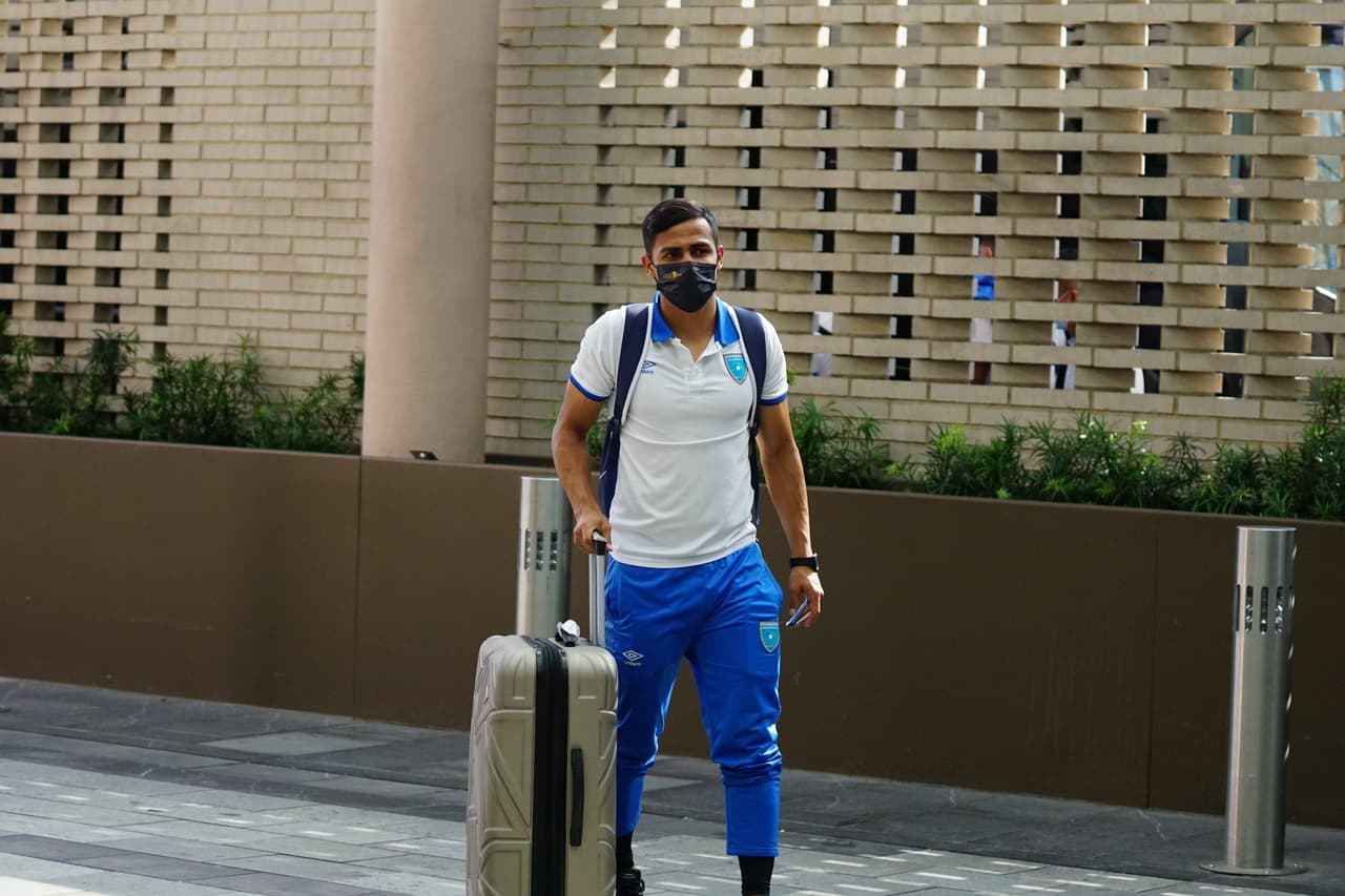 Tras el sorpresivo abandonó de Curazao por contagios de coronavirus, el combinado de Guatemala ya está en Dallas para jugar este domingo ante El Salvador por el Grupo A de la Copa Oro 2021.