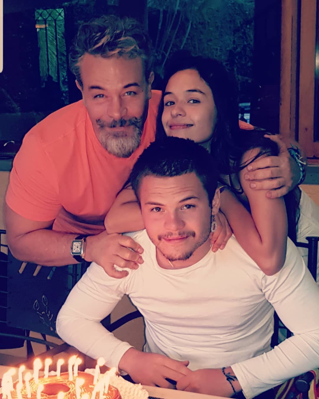 Ellos son fruto de su matrimonio con Marcela Rodríguez, de quien se divorció en 2013 luego de estar juntos por 15 años.