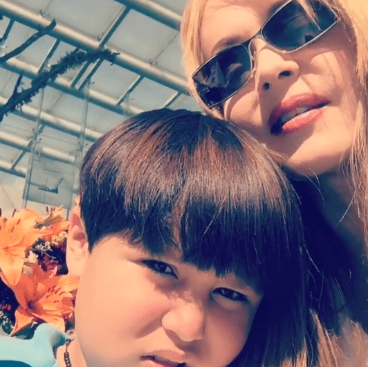 En 2010, Gaby Spanic y su familia fueron víctimas de envenenamiento por parte de su exasistente María Celeste Fernández.