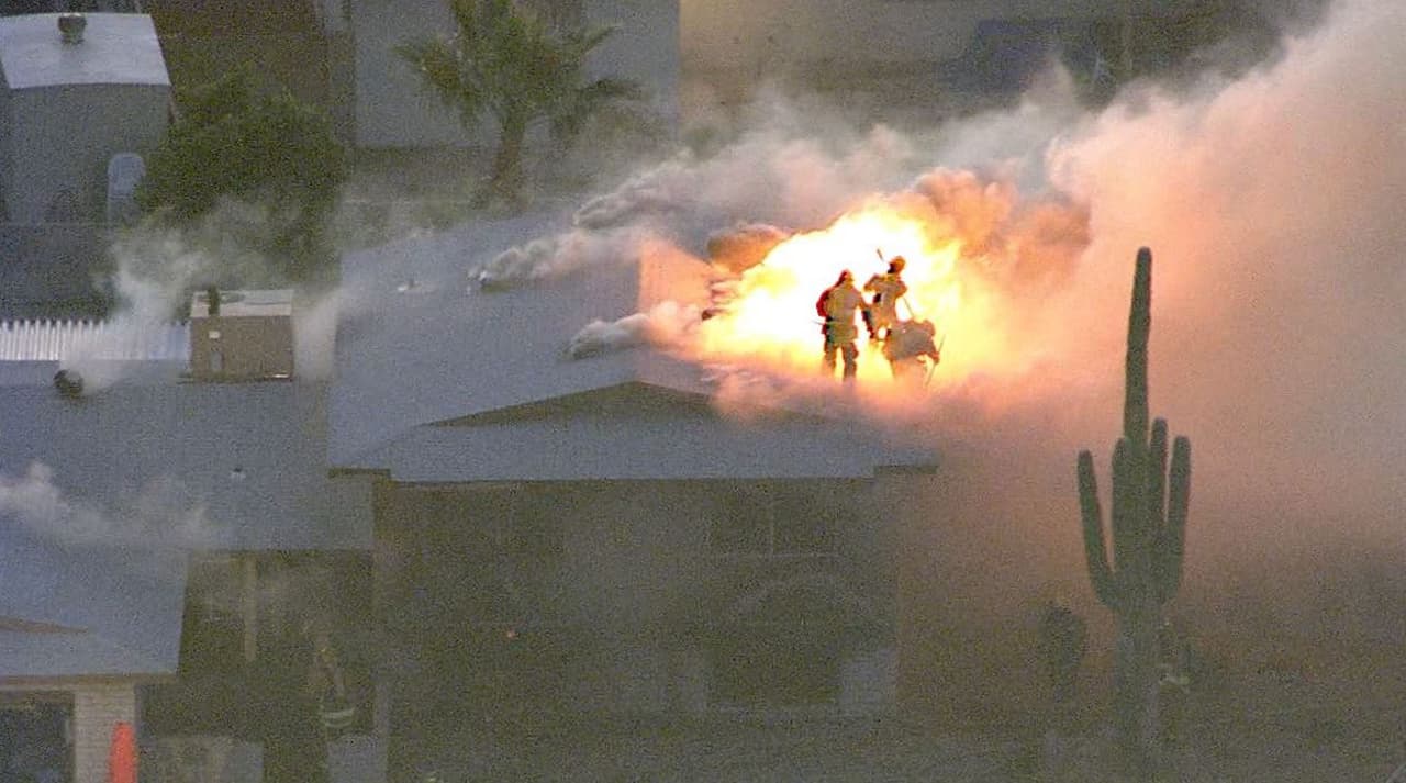 Cinco muertos, incluyendo niña de 6 años, deja tiroteo