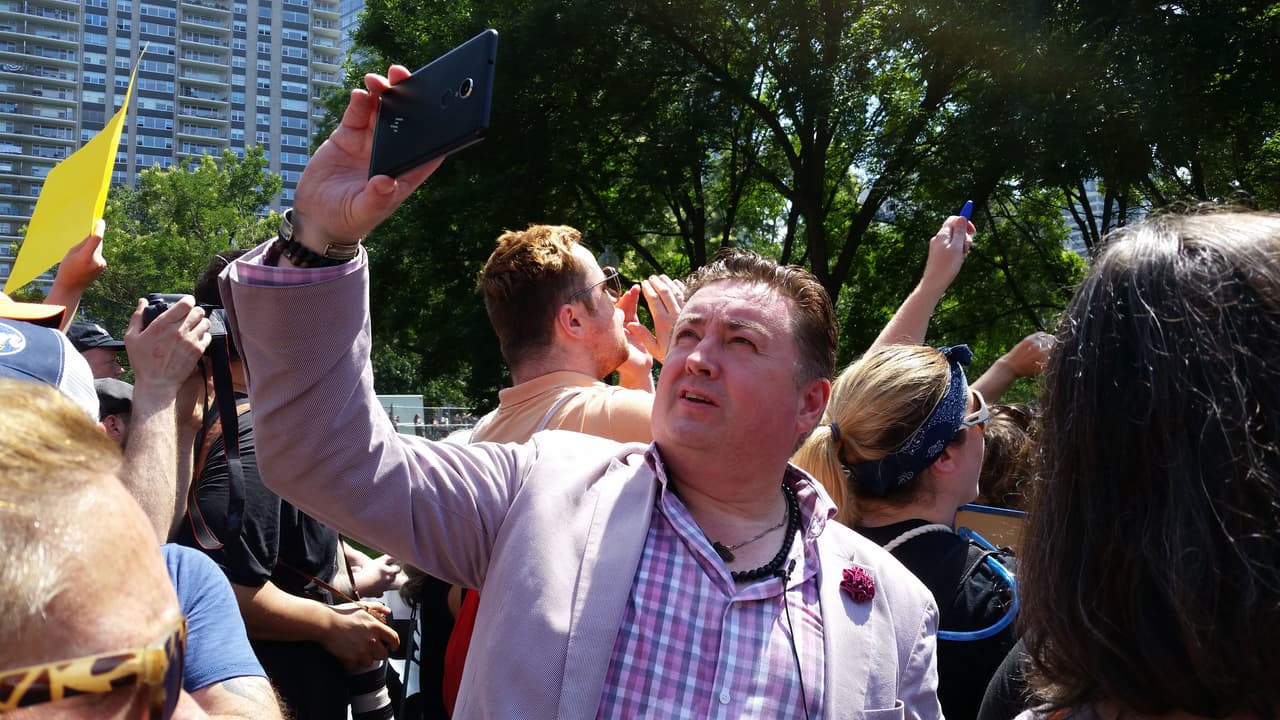Tony McAleer attends the “Fight Supremacy! Boston Counter-Protest & Resistance Rally” on Boston Common on Aug. 19, 2017. McAleer spent 15 years as a recruiter for the White Aryan Resistance before co-founding the nonprofit Life After Hate. (Melissa Bailey/KHN)