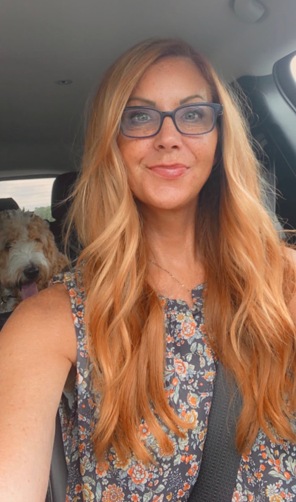 Ella sacó su apodo por la película ‘El graduado’ y en su cuenta de Twitter, informa que antes de dedicarse a los contenidos para adultos, era profesora de inglés.