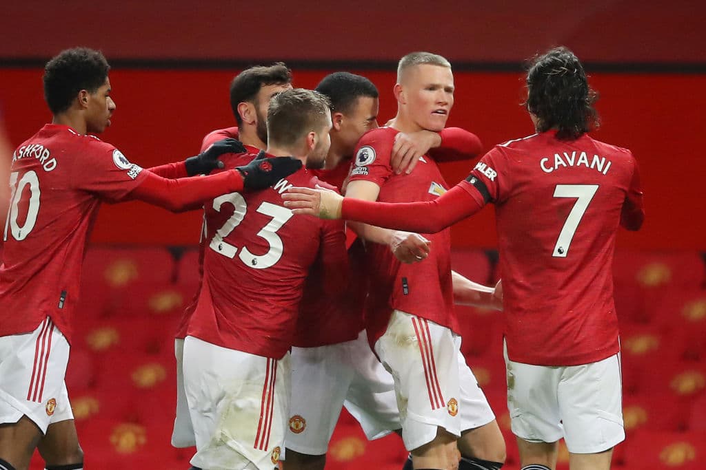 Cavani (24’), Borges (45’) y McTominay (70’) marcaron por los ‘Red Devils’; Doucouré (49’), James Rodríguez (52’) y Calvert-Lewin (90+5’) hicieron los tantos del cuadro de Ancelotti. Manchester United llegó a 45 puntos y Everton a 37; ocupan las posiciones 2 y 6, respectivamente.