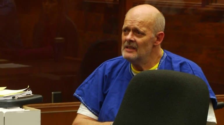 El hermano del autor del tiroteo de Las Vegas se declara no culpable de posesión de pornografía infantil