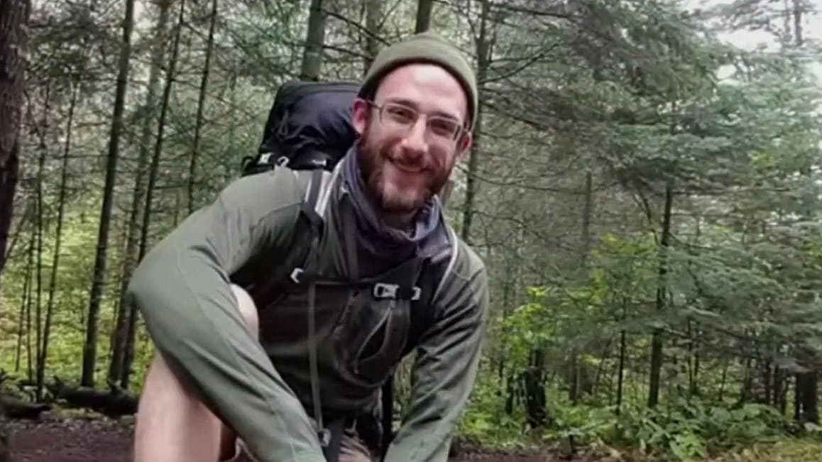 Justicia abre investigación de derechos civiles por muerte de Alex Pretti a manos de agentes federales